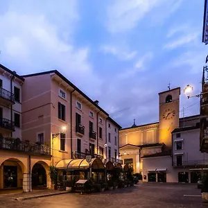 4* Aparthotel Flowers